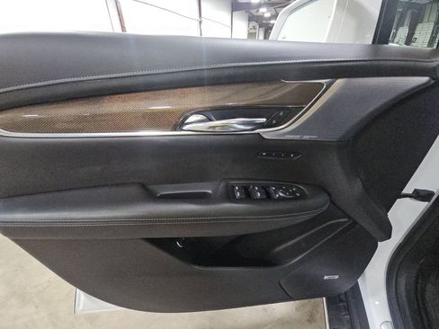 Used 2020 Cadillac XT6 Sport w/ Platinum Package image 8