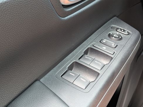 Used 2025 Honda CR-V EX image 24