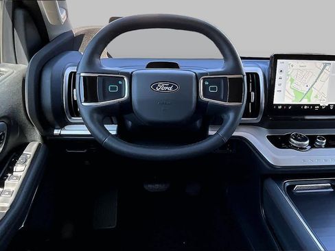 Certified 2025 Ford Expedition Active RWD image 8