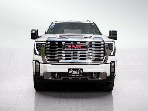 Used 2025 GMC Sierra 2500 Denali w/ Denali Reserve Package AWD/4WD image 8