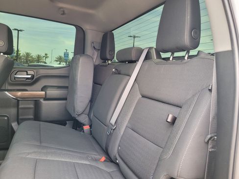 Used 2022 Chevrolet Silverado 1500 RST AWD/4WD image 12