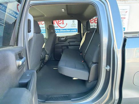 Used 2021 Chevrolet Silverado 1500 Custom w/ Safety Confidence Package image 29