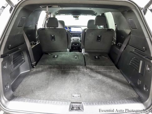 Certified 2024 Chevrolet Traverse LT image 22