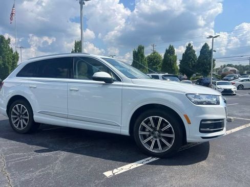 Used 2017 Audi Q7 3.0T Prestige AWD/4WD image 4