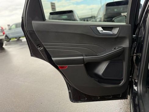 Used 2024 Ford Escape Platinum image 15