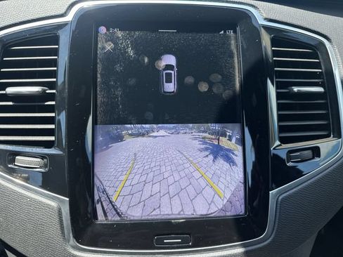 Used 2023 Volvo XC90 B6 Plus w/ Protection Package Premier AWD/4WD image 24