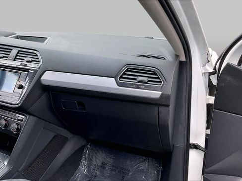 Used 2020 Volkswagen Tiguan S AWD/4WD image 18