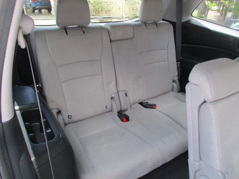 Used 2016 Honda Pilot EX image 24