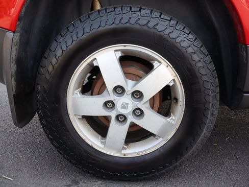 Used 2005 Saturn Vue 2WD w/ Sport Plus Pkg image 40