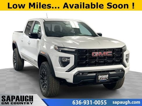 New 2026 GMC Canyon Elevation w/ Convenience Package AWD/4WD image 1