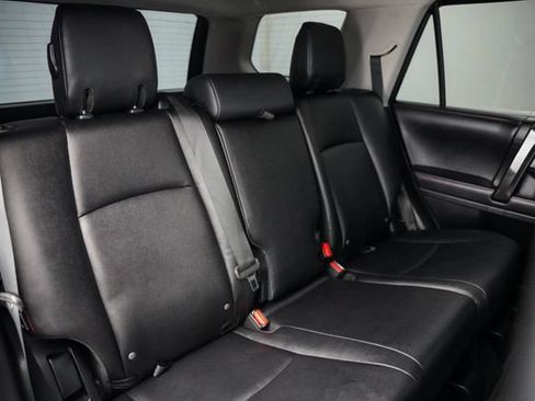Used 2019 Toyota 4Runner TRD Off-Road Premium AWD/4WD image 27