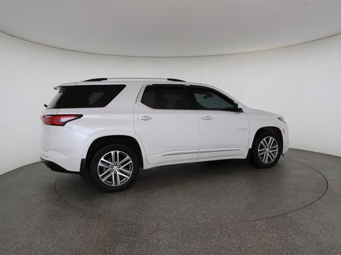 Used 2024 Chevrolet Traverse High Country image 20