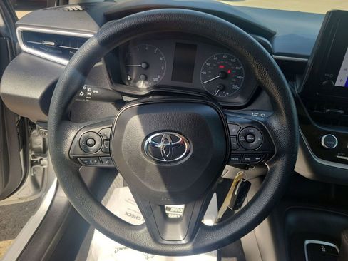 Certified 2024 Toyota Corolla LE image 17
