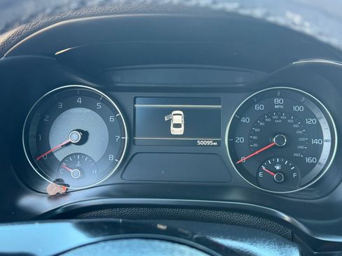 Certified 2024 Kia Forte GT-Line image 8