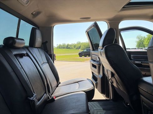 Used 2014 RAM 2500 Limited AWD/4WD image 29