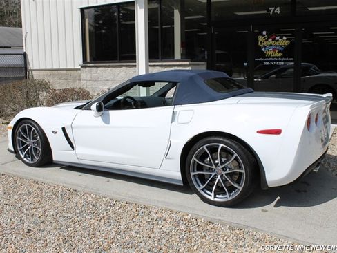 Used 2013 Chevrolet Corvette 427 w/ 1SC Preferred Equipment Group RWD image 5