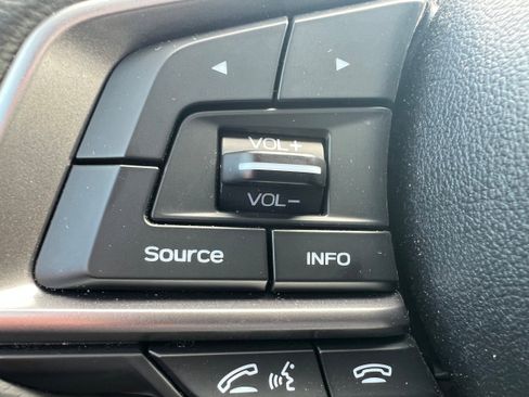 Certified 2022 Subaru Crosstrek 2.0i Premium w/ Moonroof Package image 21