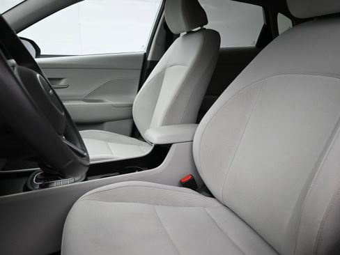 Certified 2024 Hyundai Kona SEL FWD image 11