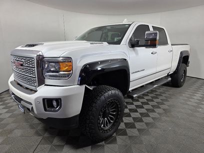 Used 2019 GMC Sierra 2500 Denali w/ Duramax Plus Package
