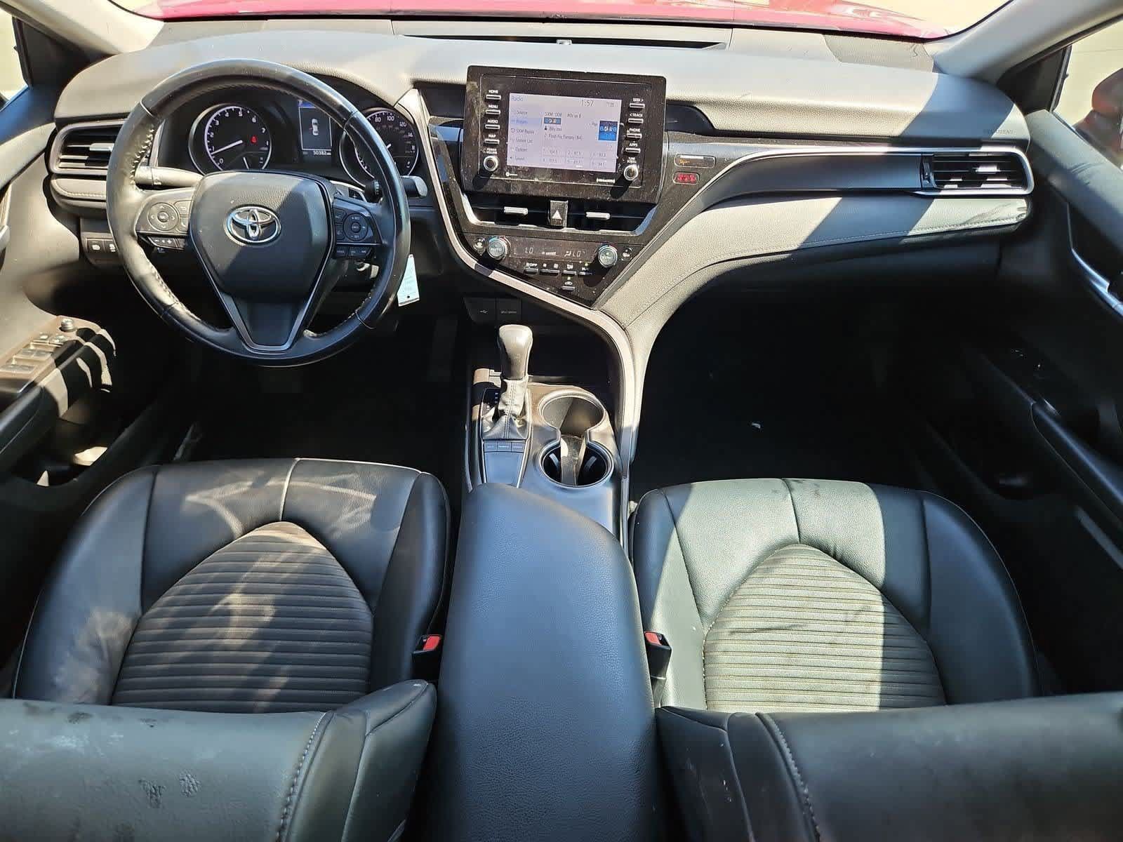 Used 2023 Toyota Camry SE FWD image 14