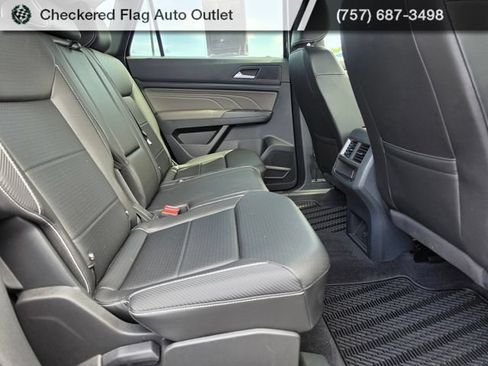 Used 2023 Volkswagen Atlas Cross Sport SE AWD/4WD image 44