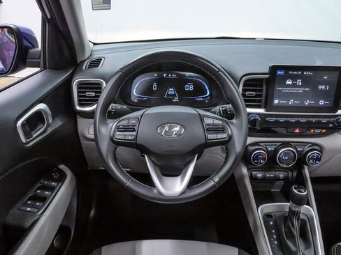 Certified 2024 Hyundai Venue SEL image 20