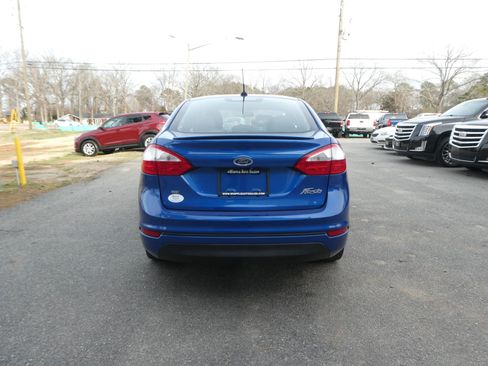 Used 2019 Ford Fiesta SE w/ Equipment Group 201A image 6