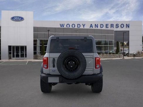 New 2026 Ford Bronco Big Bend w/ Black Diamond Package AWD/4WD image 5