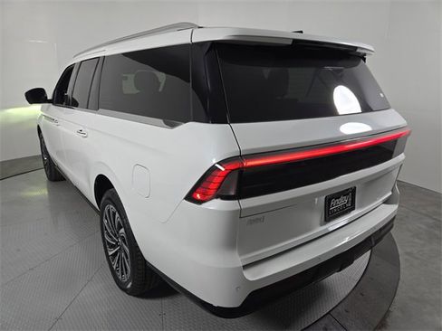 New 2025 Lincoln Navigator L Black Label image 7