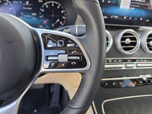 Used 2022 Mercedes-Benz GLC 300 4MATIC image 19