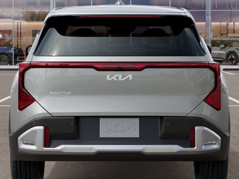 New 2027 Kia Seltos S FWD image 13