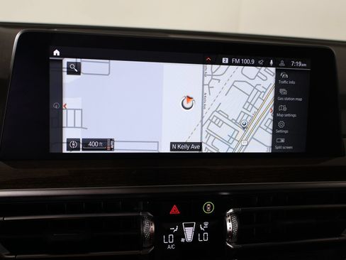 Used 2023 BMW X3 xDrive30i AWD/4WD image 7
