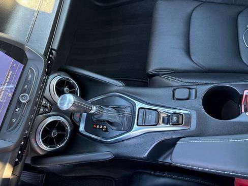 Used 2021 Chevrolet Camaro SS image 27