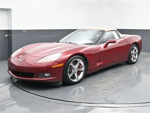 Used 2005 Chevrolet Corvette Convertible w/ Preferred Equipment Group image 4