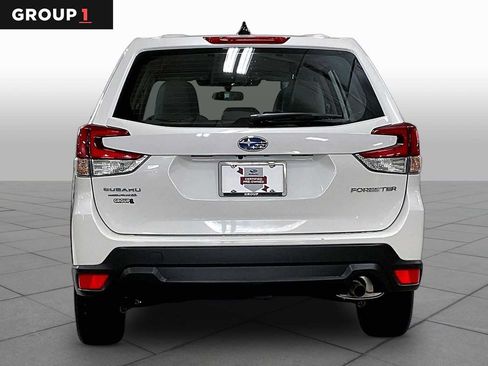 Used 2024 Subaru Forester AWD/4WD image 5
