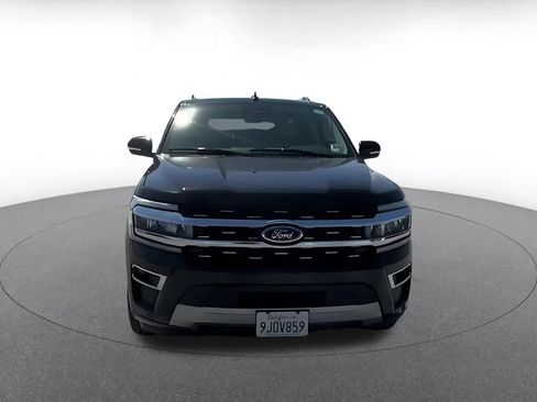 Used 2024 Ford Expedition Max Limited RWD image 4