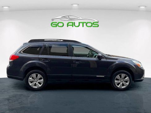 Used 2011 Subaru Outback 2.5i Premium w/ All-Weather Pkg image 8