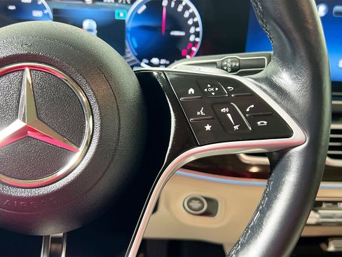 Used 2025 Mercedes-Benz GLE 450e 4MATIC image 19