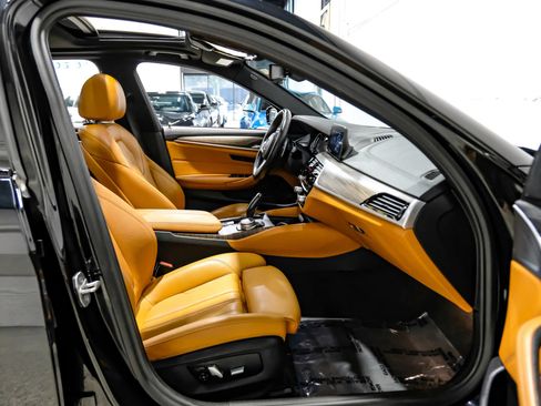 Used 2017 BMW 540i RWD image 34