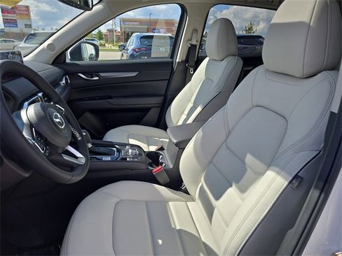 New 2025 MAZDA CX-5 AWD 2.5 S w/ Preferred Package image 5