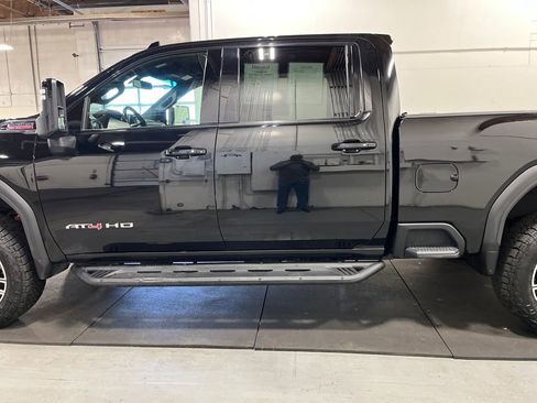 Certified 2023 GMC Sierra 2500 AT4 image 4