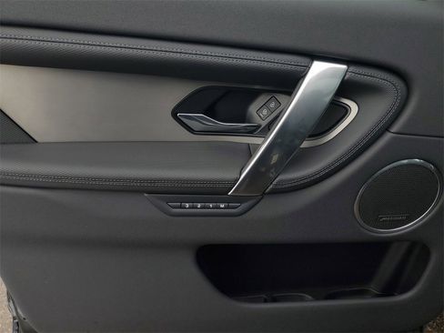 New 2026 Land Rover Discovery Sport Landmark image 10