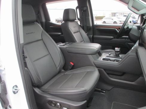 Certified 2023 GMC Sierra 1500 Denali image 21