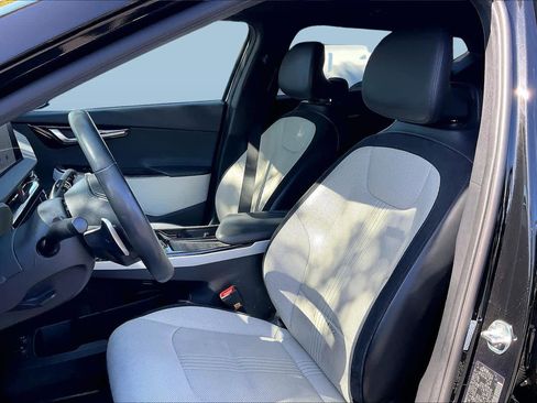 Used 2022 Kia EV6 GT-Line w/ GT-Line White Seat Package image 7