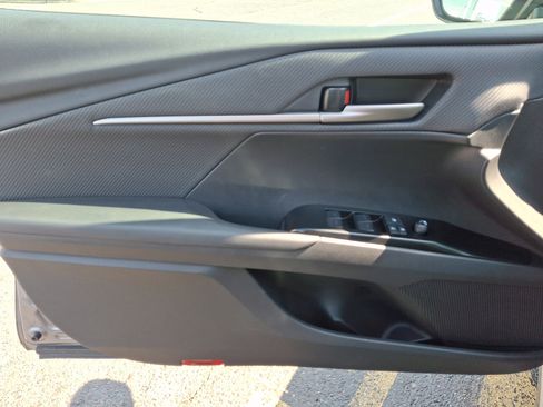 Used 2026 Toyota Camry SE w/ Convenience Package FWD image 12