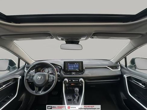 Used 2020 Toyota RAV4 XLE w/ Convenience Package image 10