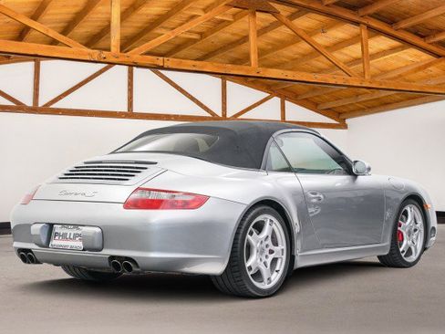Used 2005 Porsche 911 Carrera S image 6