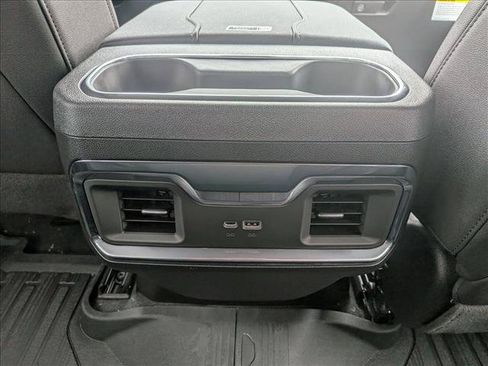 New 2026 GMC Sierra 1500 Elevation w/ Elevation Premium Package AWD/4WD image 17