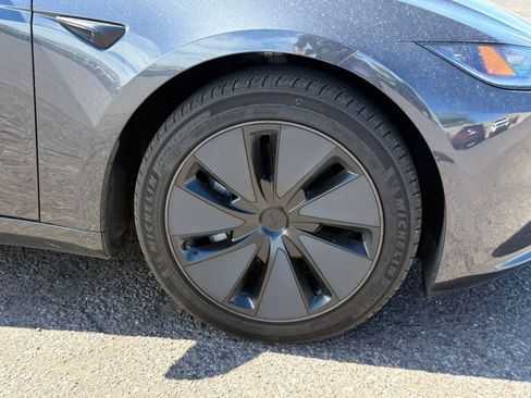 Used 2025 Tesla Model 3 Long Range RWD image 7