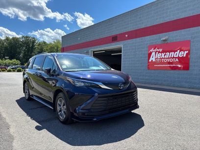 Used 2024 Toyota Sienna LE